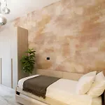 Apartment Stylish In Bocconi With Patio - Porta Romana *