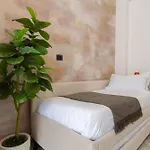 Apartment Stylish In Bocconi With Patio - Porta Romana