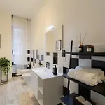 Stylish In Bocconi With Patio - Porta Romana *