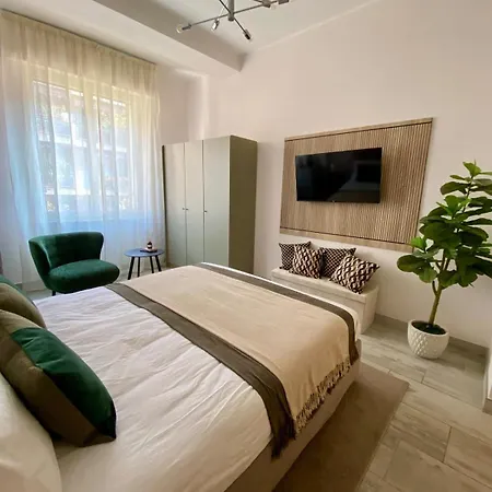 Lejlighed Stylish In Bocconi With Patio - Porta Romana